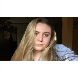 Meet your Posher, Jillian